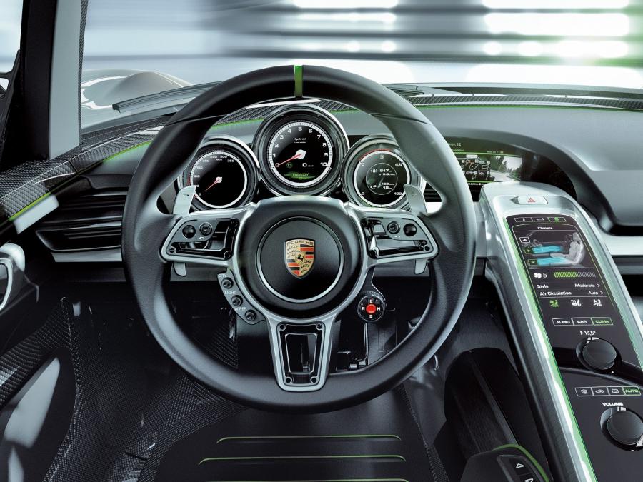  Porsche 918 Spyder Concept 2010 года  (фото 13 из 54)